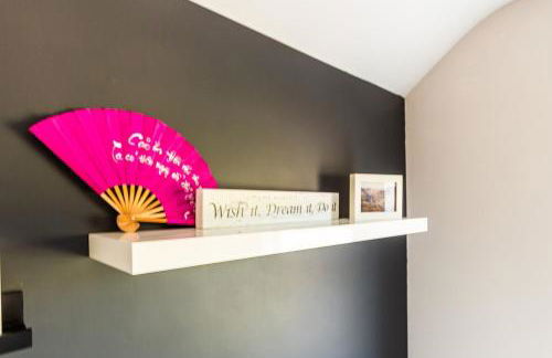 Charming Getaway - 3BR Home in the Heart of Chester - Photo 25