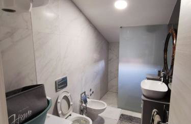 Premium Two-bedroom Apartment - Photo 27