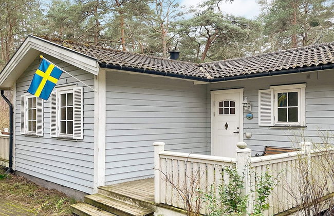 6 Person Holiday Home in Yngsjo - Foto 1