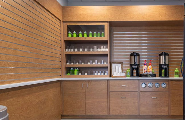 Entire Studio With Free Shuttle to Disney - Foto 20