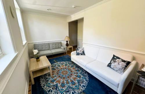 Entire 4 bedroom familyfriendly basement apartment, MetroWalk - Foto 18