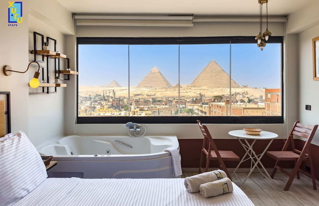 Xuru Stays I Jacuzzi Studios @ The Pyramids - Foto 48