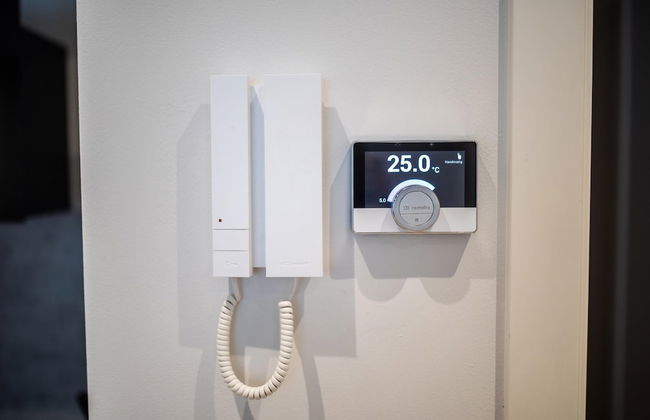 Spacious 2 Bedroom Serviced Apartments 71-77m2 - Photo 35