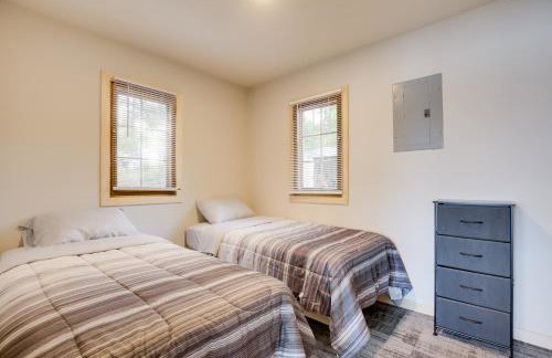 Private Dock and Rowboat! Cabin on Bearskin Lake - Foto 13