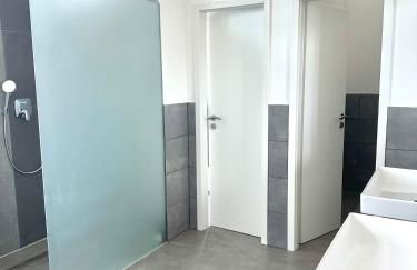 Self Check-in Haus - 15min zum Hbf und Messe - Foto 14