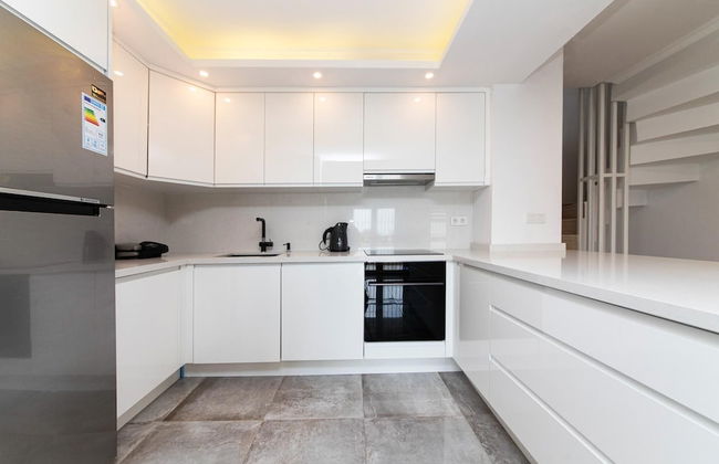 Sea View Huge Private Villa With Terrace in Bodrum - Photo 16