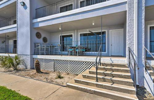 Ocean-View Balcony: Family Gem on Seawall Blvd! - Foto 25