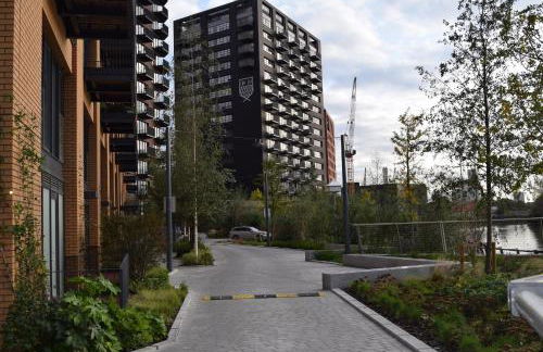 London City Island 3 Bedroom Luxury Apartments, Canary Wharf, E14 - Photo 32