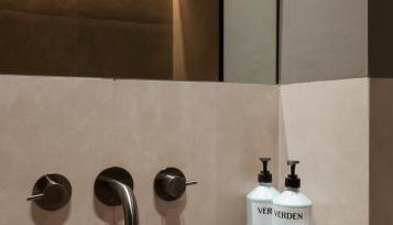 Hyll Hotel - Photo 5