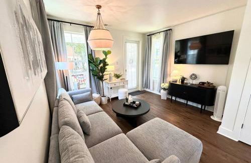 Cute and Cozy Comfy Birds Junior Cottage - 1 mile to Dwntn Ocean Springs, near Beach with Golf Cart - Foto 16