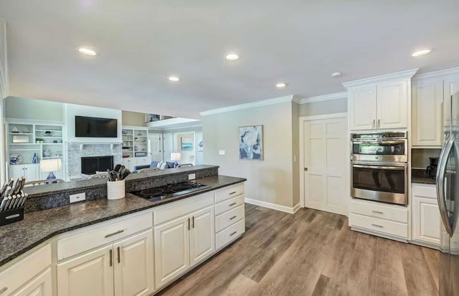 Private Dock, Hot Tub, Game Room, Firepit Sunset Shores Resort The Homestead - Foto 24