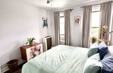 Sunny Jersey City 1BR, 25 min to NYC, 15min to EWR, King Bed, Hammock & Park Views - Foto 2