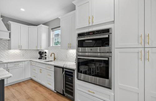 Storybook - Pet Friendly Home Near the Beach with Private Pool - Foto 16