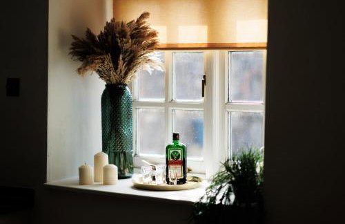 The Farmhouse with two hot tubs - Foto 22