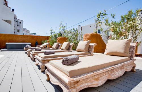 Vista Roses Mar - Villas Batik - Photo 40