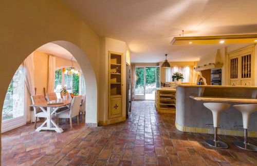 Luxury villa for 18 people with heated pool near Cannes - Foto 9