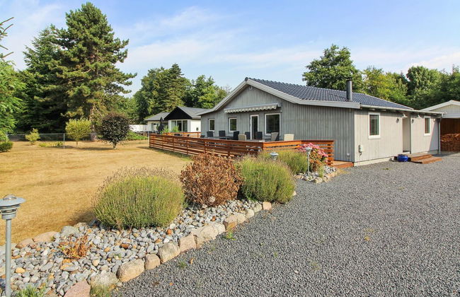 4 bedroom House in Væggerløse with terrace - Photo 17