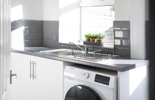 NEW! 2BR in West Terrace, Sleeps 4 - Photo 32