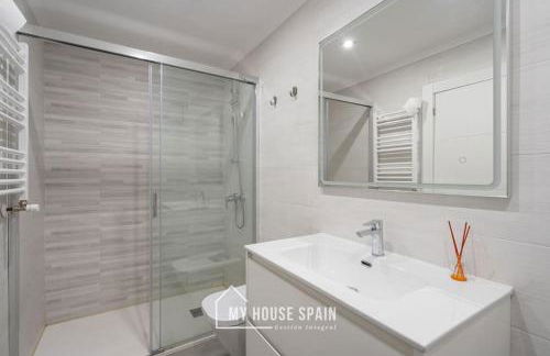 MyHouseSpain - Ático con gran terraza en Gijón - Foto 17