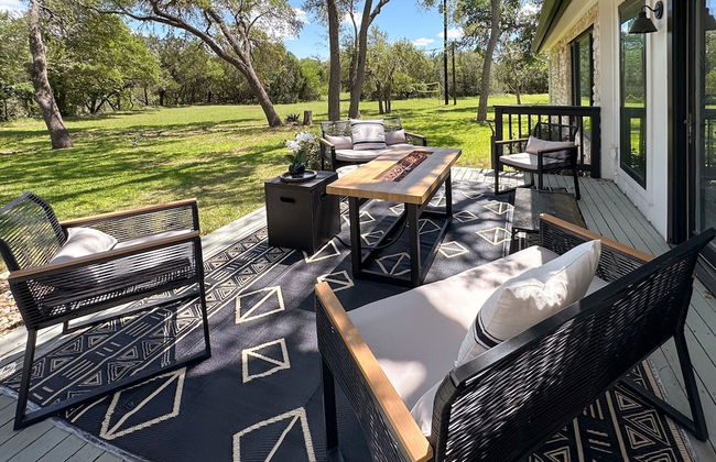 Upstay - Farmhouse on 10 Acres w Pool-tennis-games - Foto 7