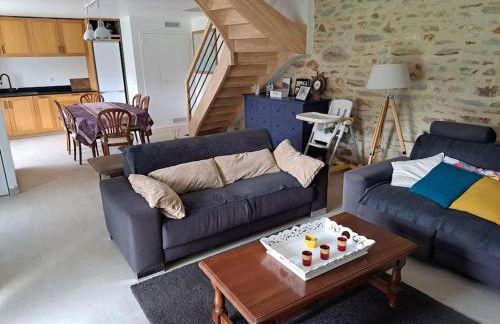 Maison de pêcheur restaurée 2022 à 800 m de la plage, GR34 - Foto 1