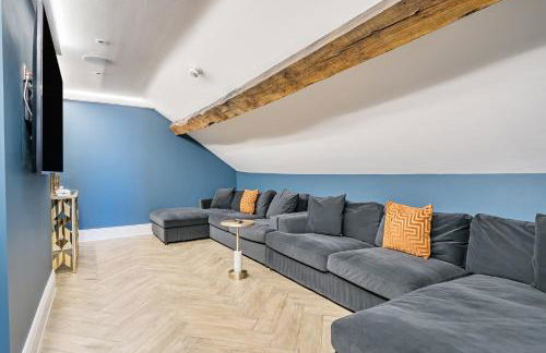 Otherton Hall - Photo 21