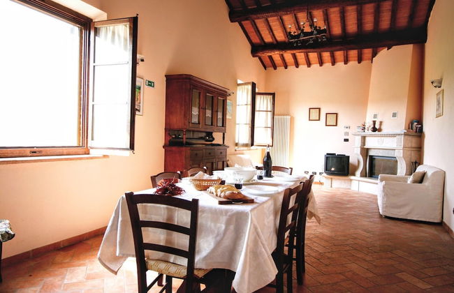 Lovely Farmhouse in Asciano With Swimming Pool - Foto 50