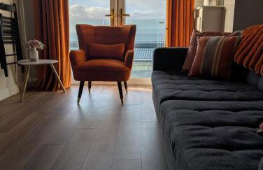 In the heart of Portrush - Balcony with Sea Views - Foto 3