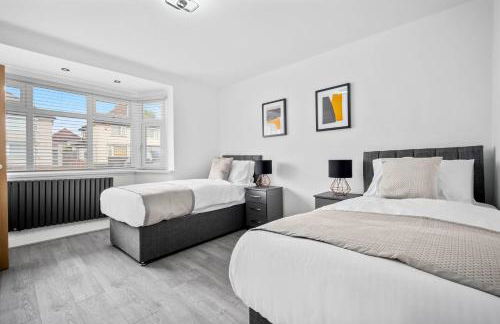 5 bedroom house Solihull 10 mins drive from BHX & NEC Private off road parking - Foto 12