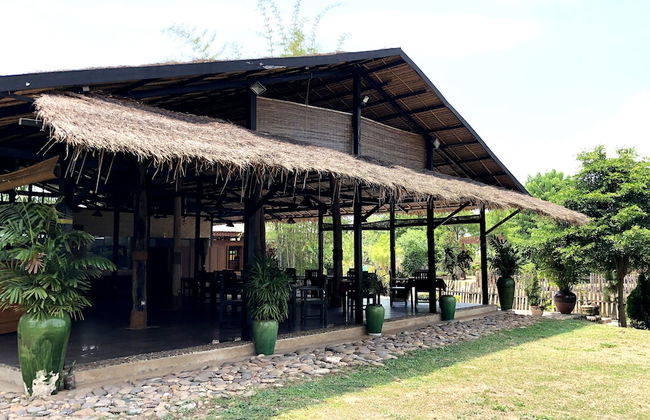 Riverside @ Hsipaw Resort - Photo 16