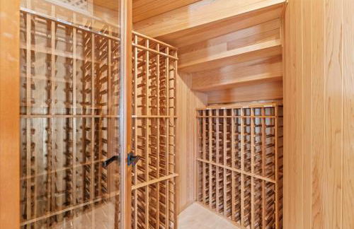 5800 sq ft Gorgeous Tarzana 7 bedroom 9 bathroom home with pool and hot tub - Foto 12