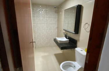 Ap de 2 quartos com ar e Wi-Fi - Foto 8