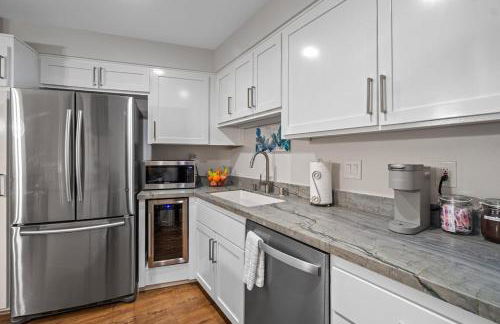 Seaside Serenity with Ocean Views - Photo 21