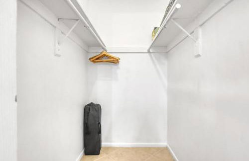 Spacious Townhome 5 Mins Walk to Beach - Foto 20