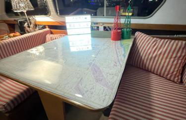 Süsses Motorboot - Bremen Überseestadt - Foto 19