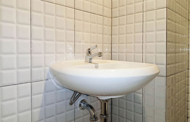 Cozy Studio Room At De Prima Apartment - Photo 7