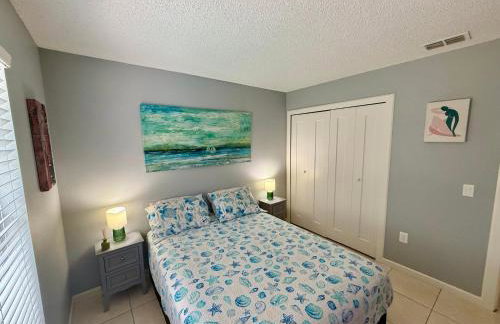 Grand Deluxe Pines 3BR Pool Home near Disney - Foto 13