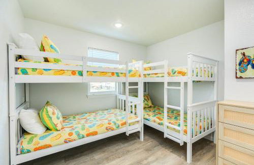 Mimosa Manor - Bay & Beach View - Photo 16