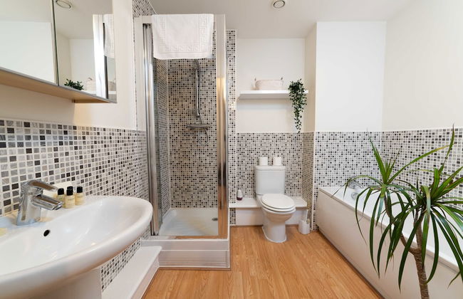 Park Central - One - Photo 22