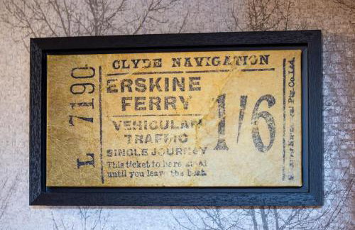 Cosy Lodge Getaway with Private Beach & Fireplace - Foto 35