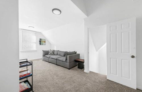 Classic 7BR CWE Home 3rd Floor Suite ABODEbucks - Foto 43