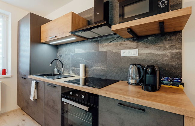 Miracle Seasons - Foto 24