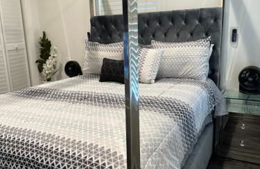 Gorgeous DTLA w/ View + Hot Tub! - Foto 23