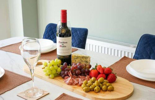 Wavendon House • Sleeps 6 • Driveway Parking • Garden • Fast Wifi • Smart TV • Yoko Property - Photo 20