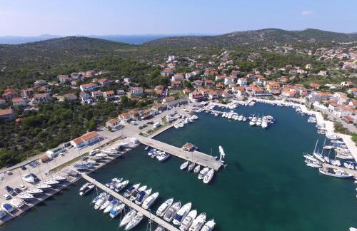 Apartments Lavanda - free parking and grill - Foto 51