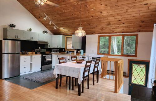 Rustic Catskills Cabin with Hot Tub and Mountain Views - Foto 13