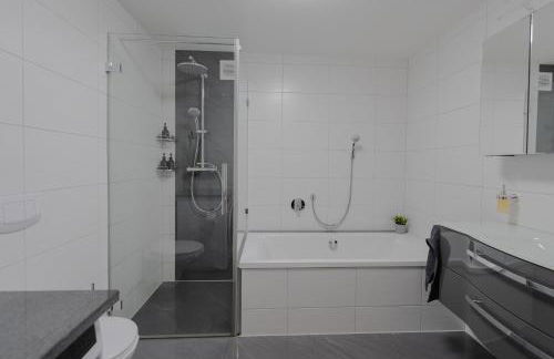 Modern - ruhige Lage - zentrumsnah - 2 Zimmer Apartment - Foto 22