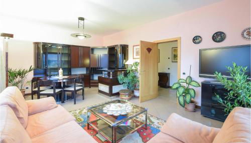 Nice Apartment In Sovramonte With Wifi - Foto 3