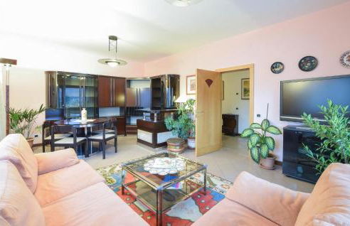 Nice Apartment In Sovramonte With Wifi - Foto 3