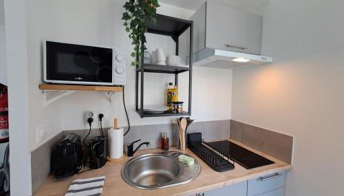 L'Envolée, Proche Gare SNCF, Confort, Netflix - Foto 3, stove